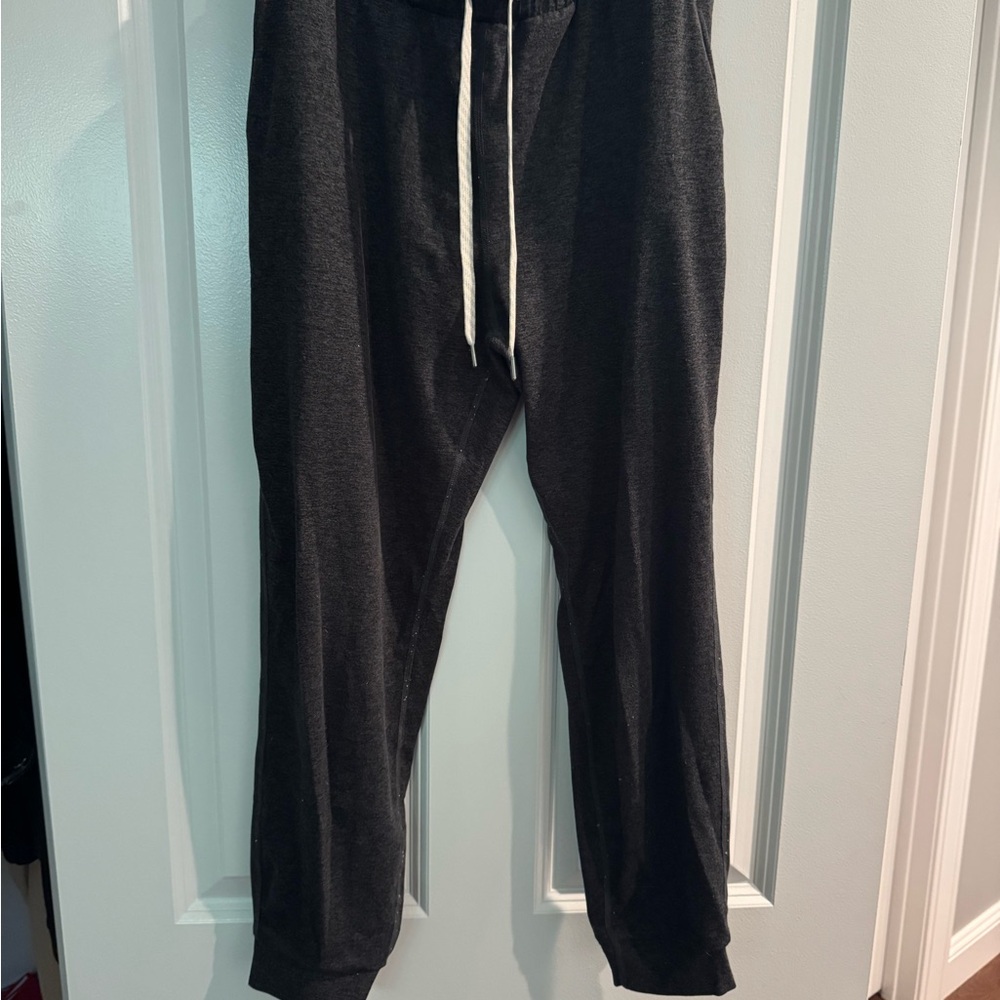 Vuori Performance Jogger